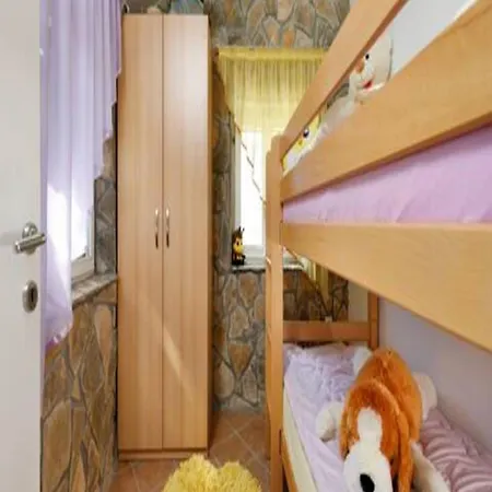 Lisnjak Holiday home